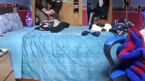 Hugo online show from 01-26-25, 10:35