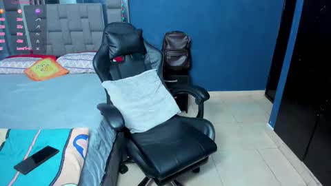 davidro030 online show from 01-17-26, 02:16