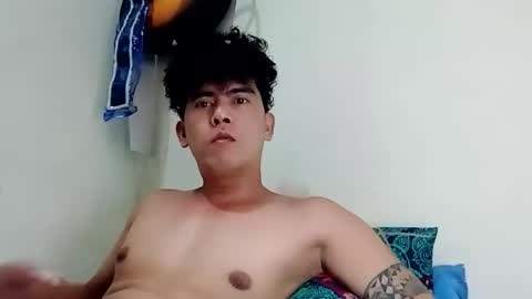 Snapshot of davidrocero chatting on 05-28-26, 12:02 davidrocero online show from 05-28-26, 12:02