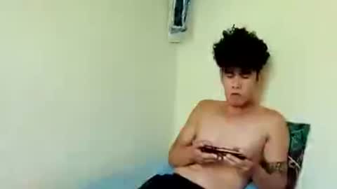 Snapshot of davidrocero chatting on 06-16-26, 01:19 davidrocero online show from 06-16-26, 01:19