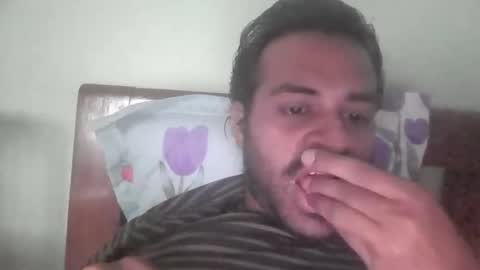 Snapshot of davidvishu975 chatting on 05-07-26, 09:36 Dude97 online show from 05-07-26, 09:36