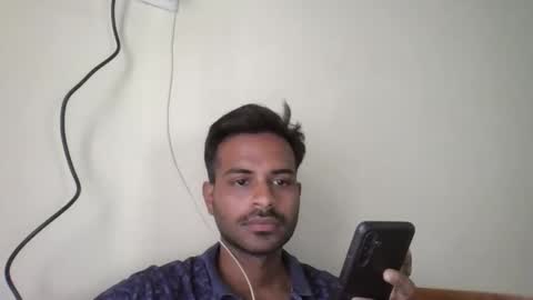 Snapshot of davidvishu975 chatting on 05-10-26, 05:01 Dude97 online show from 05-10-26, 05:01
