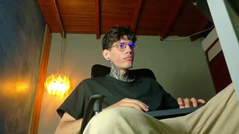 daviid_huge online show from 05-09-26, 07:08