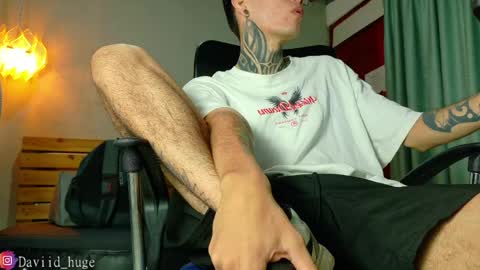 daviid_huge online show from 05-18-26, 02:18