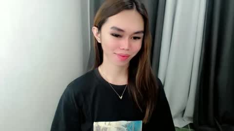 Snapshot of davinascott_03 chatting on 10-01-25, 10:49 Davina online show from 10-01-25, 10:49