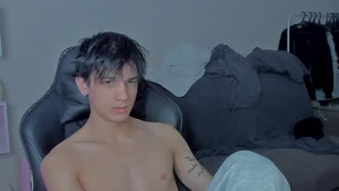 Snapshot of davisross chatting on 12-09-24, 11:56 davis online show from 12-09-24, 11:56