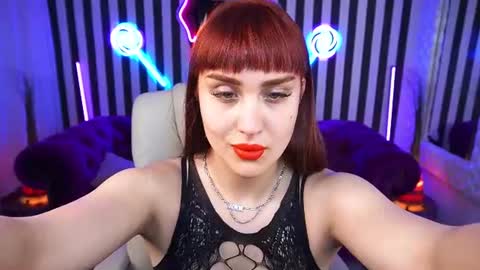 DawnGwin      Sasha online show from 06-12-26, 06:23
