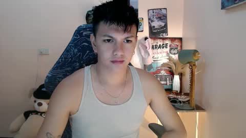 Snapshot of dax_x chatting on 01-15-25, 10:24 JC LOVER BOY online show from 01-15-25, 10:24