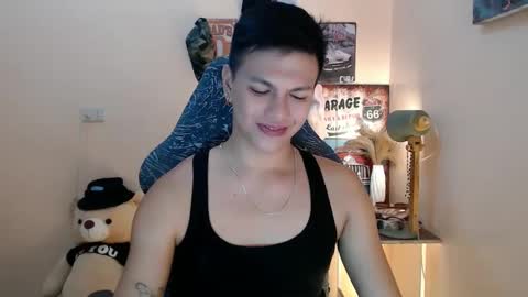 Snapshot of dax_x chatting on 01-18-25, 10:28 JC LOVER BOY online show from 01-18-25, 10:28