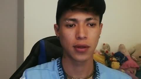 Snapshot of daxonreyy_ chatting on 04-03-26, 05:49 Daxon online show from 04-03-26, 05:49