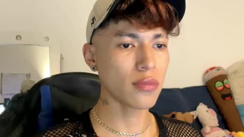 Snapshot of daxonreyy_ chatting on 05-30-26, 07:49 Daxon online show from 05-30-26, 07:49
