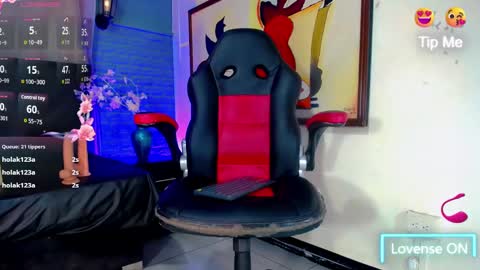 Snapshot of dayana_dias chatting on 10-04-25, 11:08 dayana_dias online show from 10-04-25, 11:08