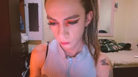 dayanna_01_ online show from 05-22-26, 04:45