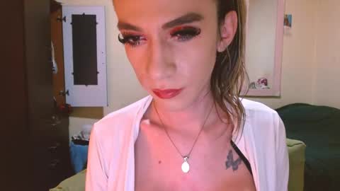 dayanna_01_ online show from 06-01-26, 08:21
