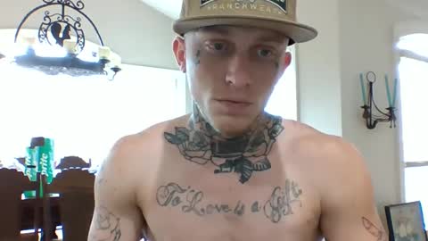 Snapshot of daytonadalton chatting on 02-19-25, 05:49 Daytona Dalton online show from 02-19-25, 05:49