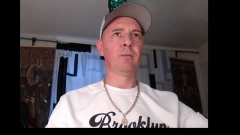 dazmorgon online show from 05-17-26, 07:54