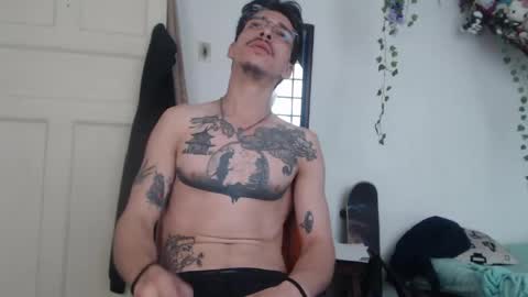 Snapshot of dazzayyy chatting on 05-09-26, 07:52 dazzayy online show from 05-09-26, 07:52