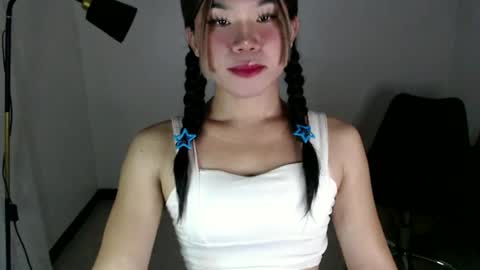 dazzzlingcarol online show from 06-30-26, 10:27