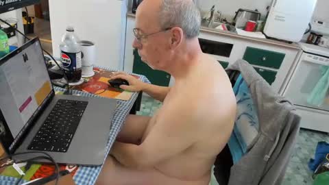 Daniel online show from 12-27-24, 05:16