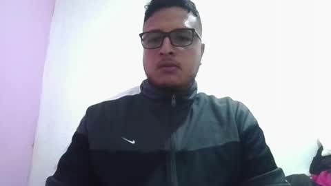 dc333777 online show from 03-07-26, 02:08