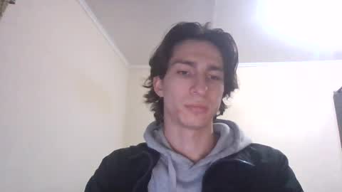 Snapshot of dd_veas chatting on 06-27-26, 11:32 lonely boy online show from 06-27-26, 11:32