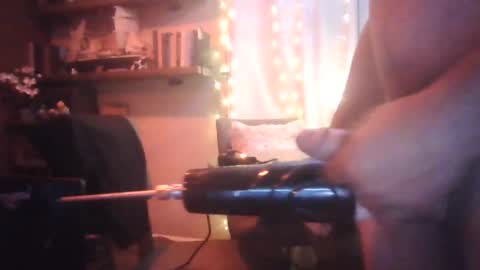 Snapshot of ddyshome5280 chatting on 07-31-26, 10:03 Daddy T online show from 07-31-26, 10:03