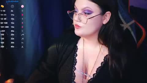 Luna online show from 07-25-26, 11:57