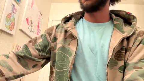 Snapshot of dealwithit805747 chatting on 01-19-25, 01:53 dealwithit805747 online show from 01-19-25, 01:53