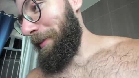 Snapshot of deanlek chatting on 02-26-25, 04:36 Dean online show from 02-26-25, 04:36