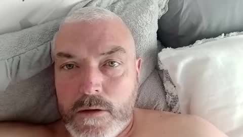 deano2105 online show from 04-28-26, 08:19