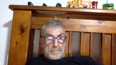 deanofflove2210 online show from 01-12-25, 04:40