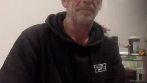 Snapshot of deanofflove221000 chatting on 09-28-25, 01:49 deanofflove221000 online show from 09-28-25, 01:49