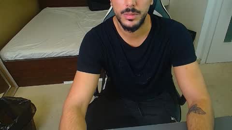 Snapshot of deanthorn chatting on 01-06-26, 11:47 DeanThorn online show from 01-06-26, 11:47