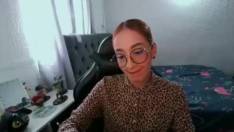 Juliet online show from 12-22-25, 07:33