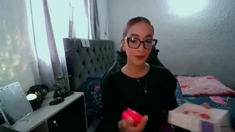 Juliet online show from 06-29-26, 08:09