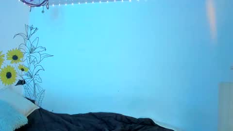 Snapshot of dear_venus chatting on 01-23-25, 10:44 venus adam online show from 01-23-25, 10:44