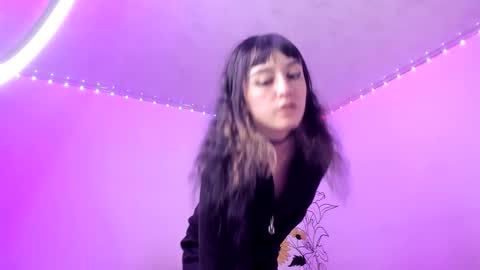 Snapshot of dear_venus chatting on 10-01-25, 09:54 venus adam online show from 10-01-25, 09:54