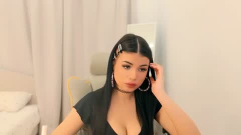Snapshot of deardahlia_ chatting on 07-28-26, 07:04 Adel online show from 07-28-26, 07:04