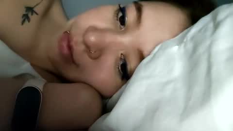 dearmilu28 online show from 10-18-25, 11:11