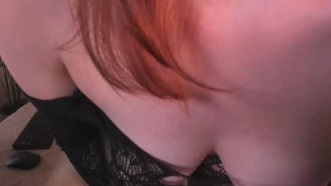 Moa . online show from 09-21-25, 01:57