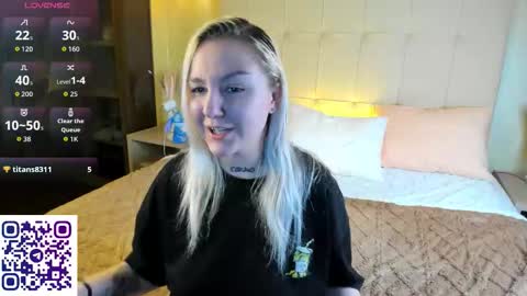 Debbie Mon Tue Fri Sun Sat GMT 3 1000am - 0400pm  online show from 02-06-26, 05:38