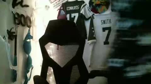 Snapshot of debbieafterhours69 chatting on 10-16-25, 10:16 DEBBIE online show from 10-16-25, 10:16