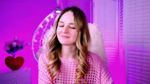 Snapshot of deboralarson chatting on 02-25-25, 09:13 Debora online show from 02-25-25, 09:13