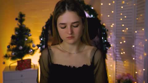 Debora online show from 12-22-25, 03:14