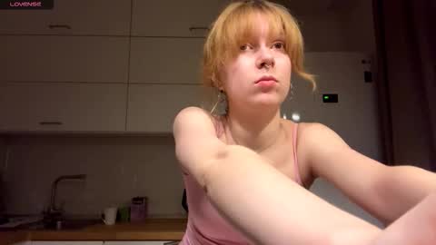 Hello My name is Sarah im new model here and little but shy. online show from 02-26-26, 04:06