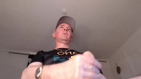Snapshot of decusbomont chatting on 06-07-26, 10:35 decusbomont online show from 06-07-26, 10:35