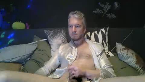 Deen online show from 12-26-24, 11:57