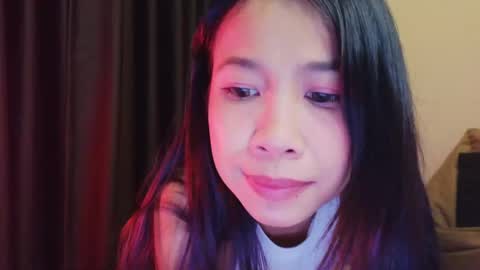 deedeedoll online show from 04-30-26, 10:32