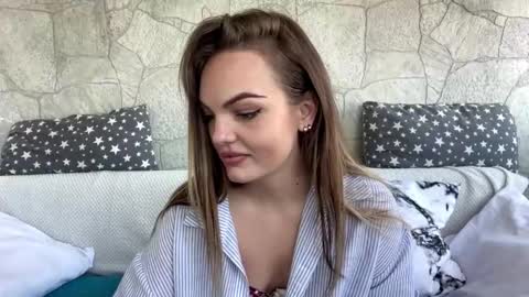 deeplookscouple online show from 10-08-25, 05:16