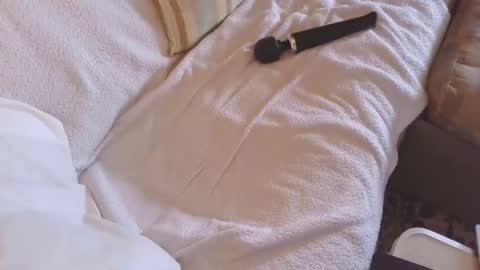 deeplyhydrates online show from 02-16-25, 01:38